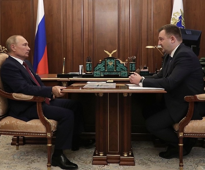 Президент России провел встречу с руководителем Росмолодежи
